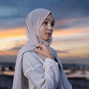 Sereniya Twilight Hijab – Moonstone Pearl